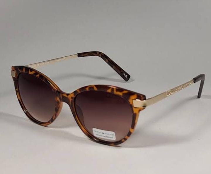 Women's Classic Tortoiseshell Cat-Eye Sunglasses
